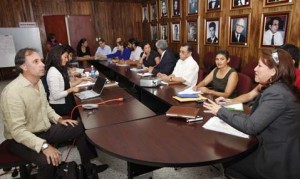 El mecanismo de coordinación del Programa de Cooperación Interuniversitaria ha facilitad a las universidades salvadoreñas compartir sus experiencias de investigación. FOTO: W.D./UES 