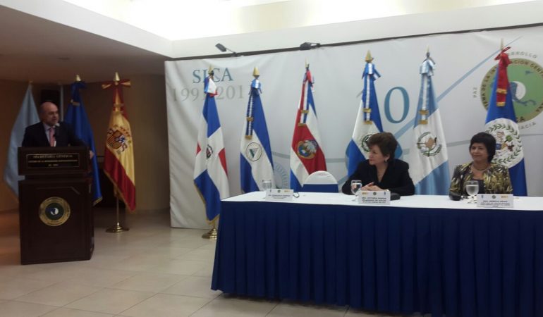 SICA y PNUD firman acuerdo con apoyo de AECID para prevenir la violencia que afecta a la niñez, adolescencia y juventud centroamericana
