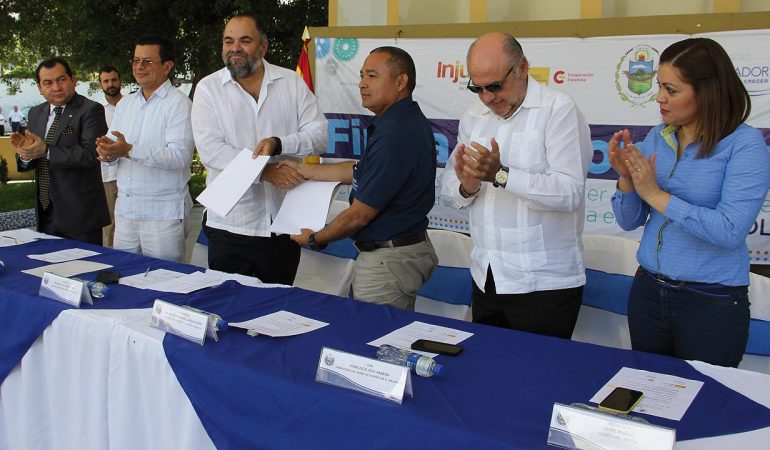 Cooperación Española lanza Escuelas Taller para prevenir violencia y delincuencia en Zacatecoluca