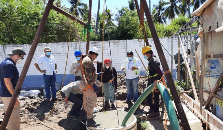 Visita al Sistema de Bombeo de la Planta de Agua de la Isla Madresal, Usulután