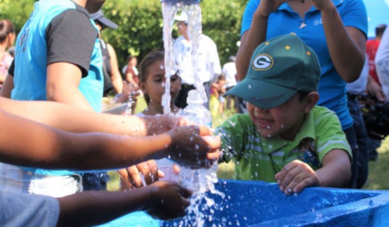 Agua y Saneamiento