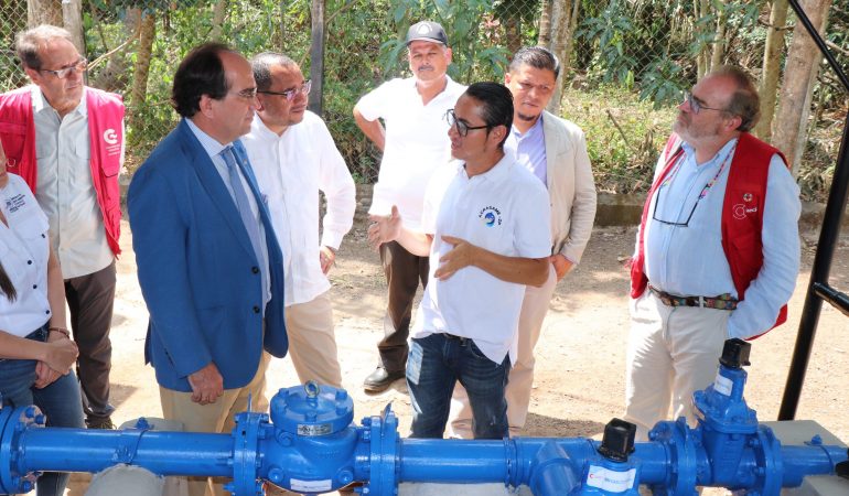 La Cooperación Española y ANDA garantizan el acceso a agua y saneamiento a 3,500  titulares de derechos en el municipio de Suchitoto, Cuscatlán